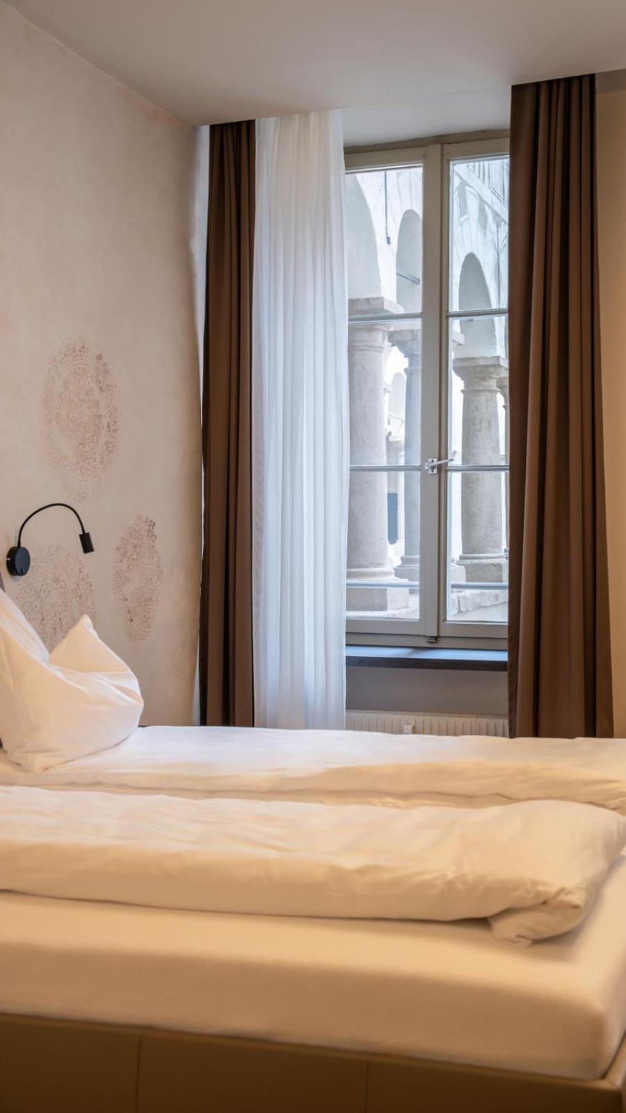 Aparthotel Lavilo Main Square Graz Exterior photo